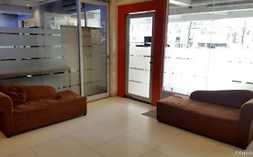 M Suites Hotel